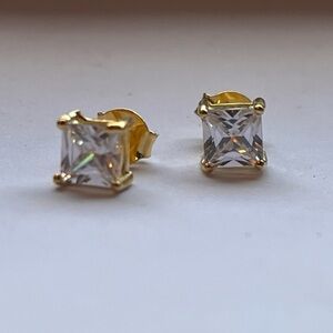 New Without Tags 5mm Princess Stud Earrings
